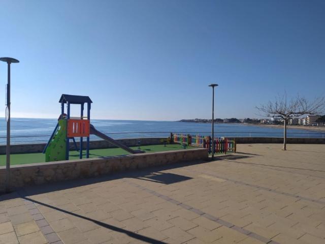 Apartamentos Marineu Salsadellans Alcossebre Dış mekan fotoğraf